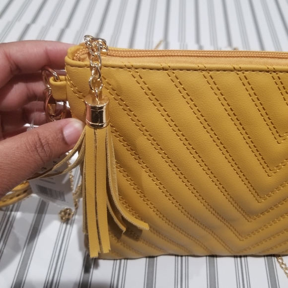 Dandelion Yellow Quilted Chevron Ribbed Crossbody Bag with Gold Chain & Tassel - Picture 16 of 16